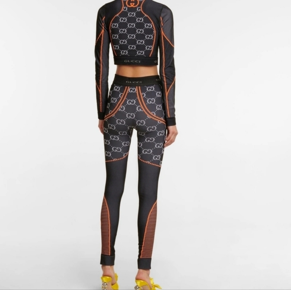 Gucci Logo Crop Top & Logo Leggings; Set brand new with tags (Top & Bottom)